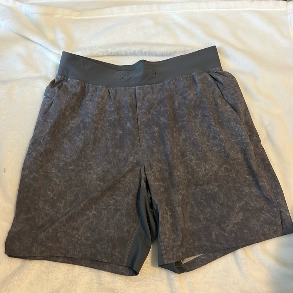 Mens Lululemon shorts 7” inseam